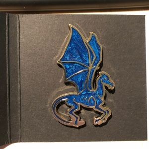 Loot crate Harry Potter Thestral pin